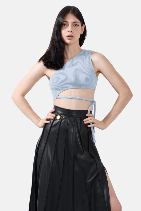 Seeker – White Rib Knit Crop Top