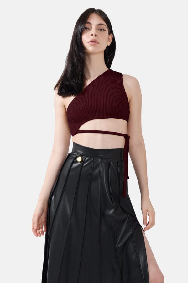 Seeker – White Rib Knit Crop Top
