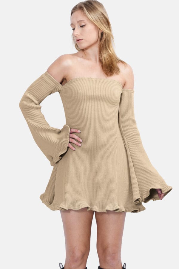 Seeker – Red Rib Knit Crop Top